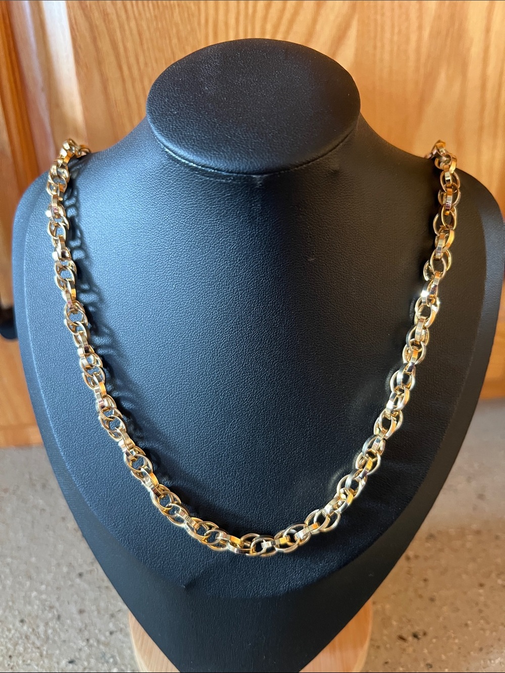 Gold tone Link Chain Necklace - Women Jewelry